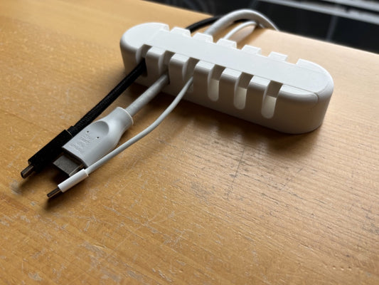 桌面理線器